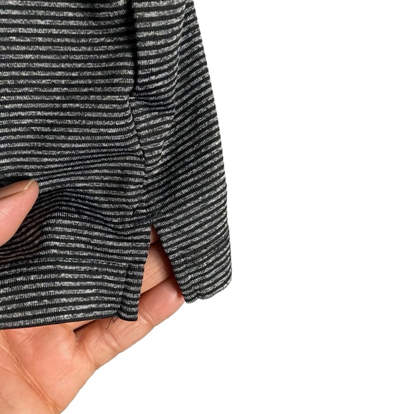 Nike Golf Men's Gray/Black Performance Wear Striped Dri-Fit Polo Shirt - Picture 5 of 10